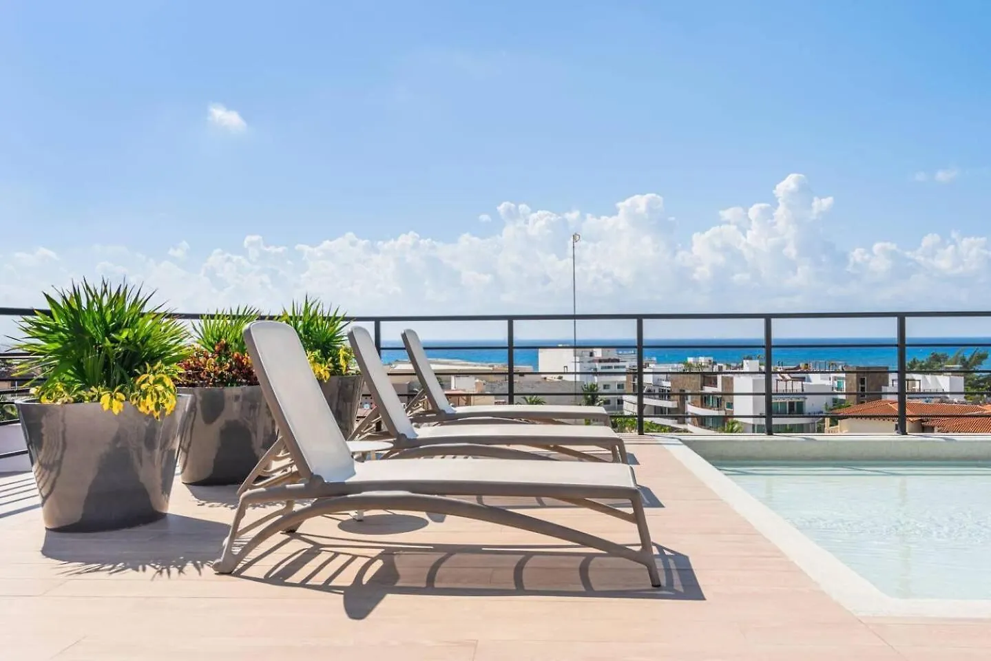 Holiday home Luxury Room, Ocean View From Balcony And Rooptop Playa del Carmen